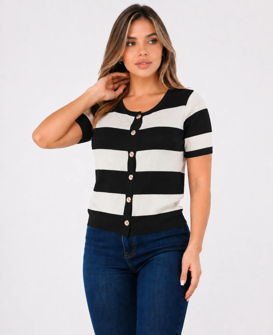 Blusa tejida de rayas con botones